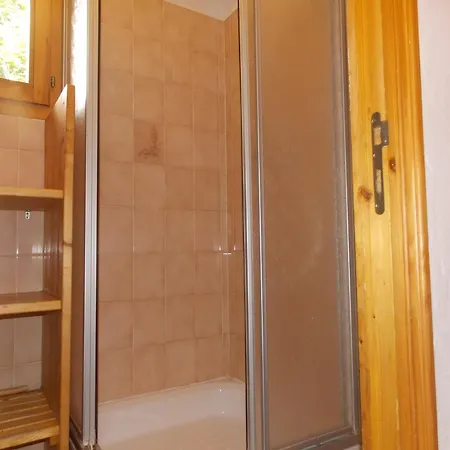 Duplex Confortable Près De - 4/6 Pers. *